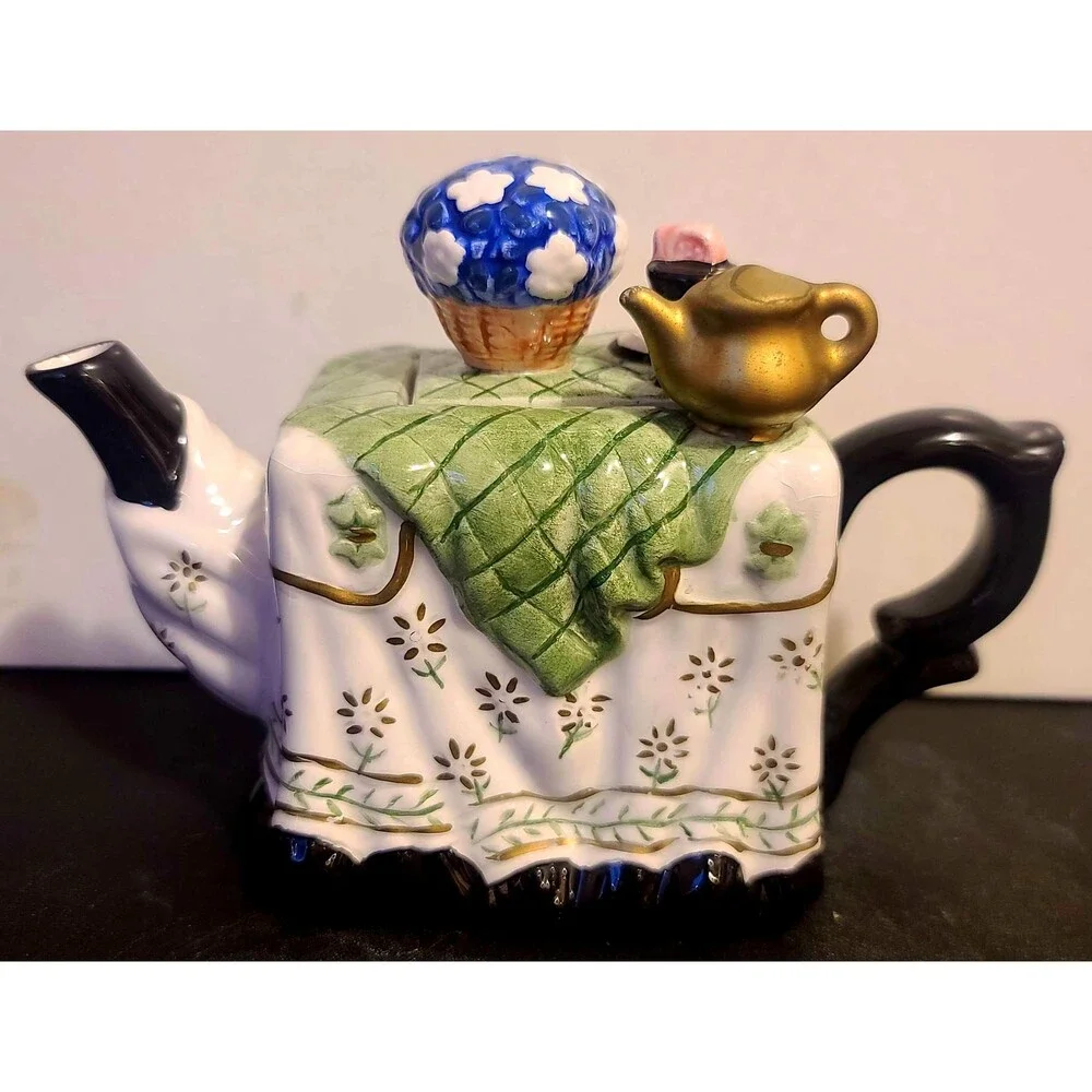 Houston Harvest Ceramic Teapot Tea‎ Time Table With Flowers